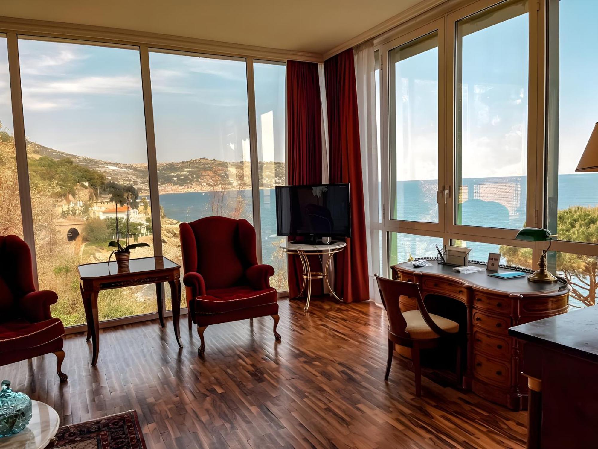 Grand Hotel Del Mare Resort & Spa Bordighera Dış mekan fotoğraf
